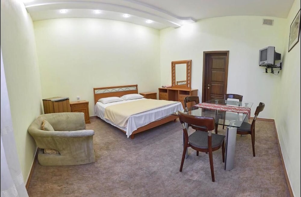 bella hotel