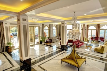 Cherry Blossom Boutique Hotel,Baabda>>Aley,4 star