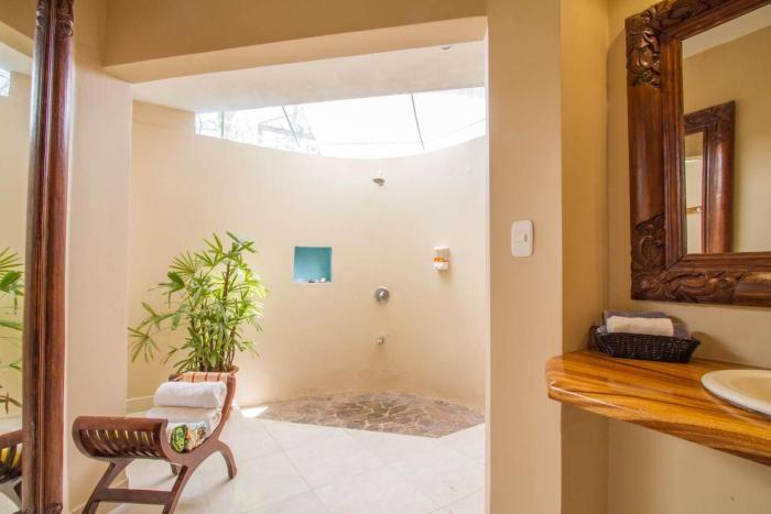 hotel tamarindo village