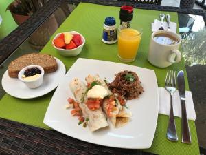Hotel Tamarindo Village,Santa Cruz>>Guanacaste,3.5 star
