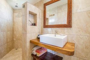 hotel tamarindo village