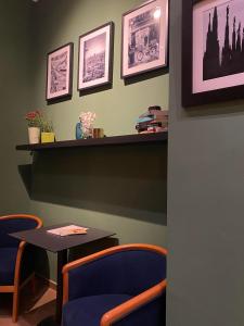 genius hotel downtown