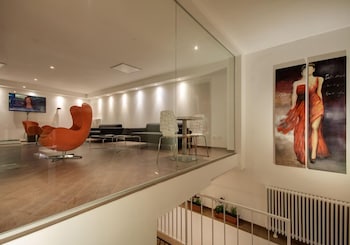 genius hotel downtown