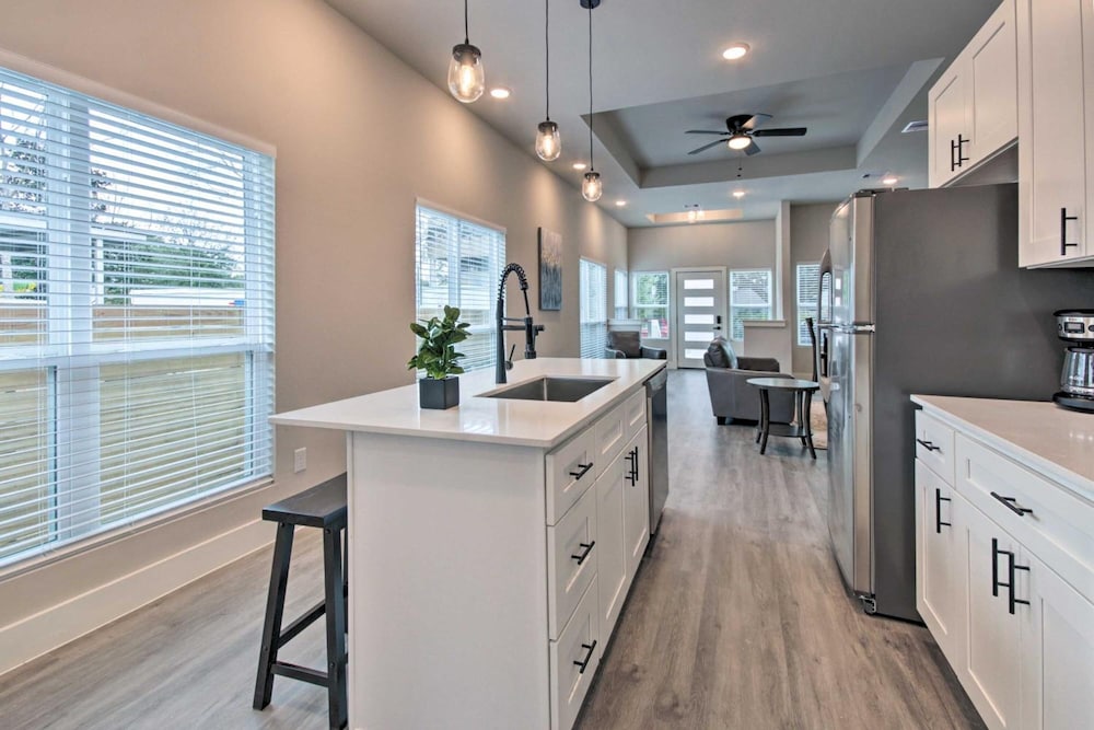 genius hotel downtown