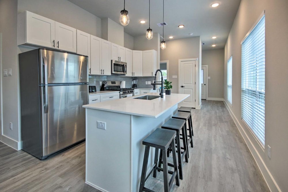 genius hotel downtown