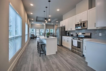 genius hotel downtown