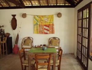 pousada aracas village