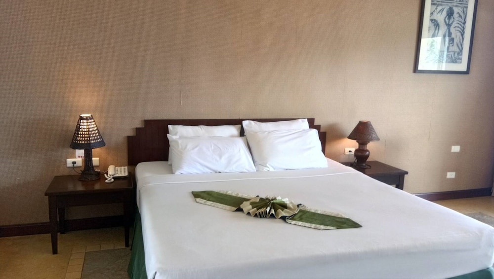 golden pine beach resort and spa