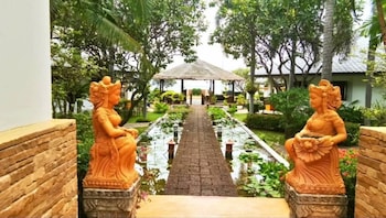 golden pine beach resort and spa