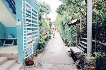 the beach anne boracay
