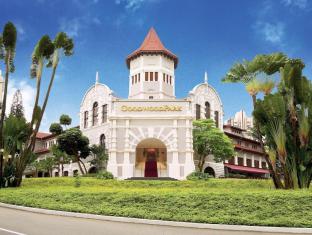 Goodwood Park Hotel,Orchard Road>>Orchard,5 star
