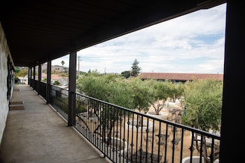 hacienda de leal bw signature collection