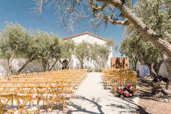 hacienda de leal bw signature collection