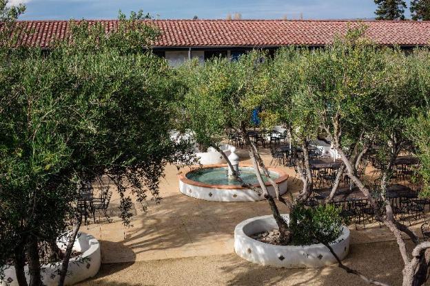 hacienda de leal bw signature collection