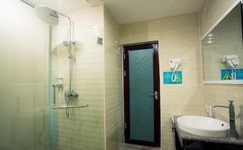 golden roof hotel ampang ipoh