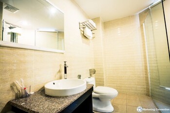 golden roof hotel ampang ipoh