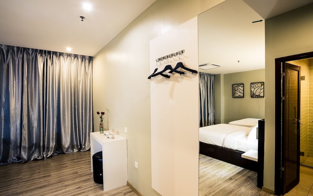 golden roof hotel ampang ipoh