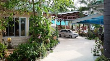 pennys home stay resort
