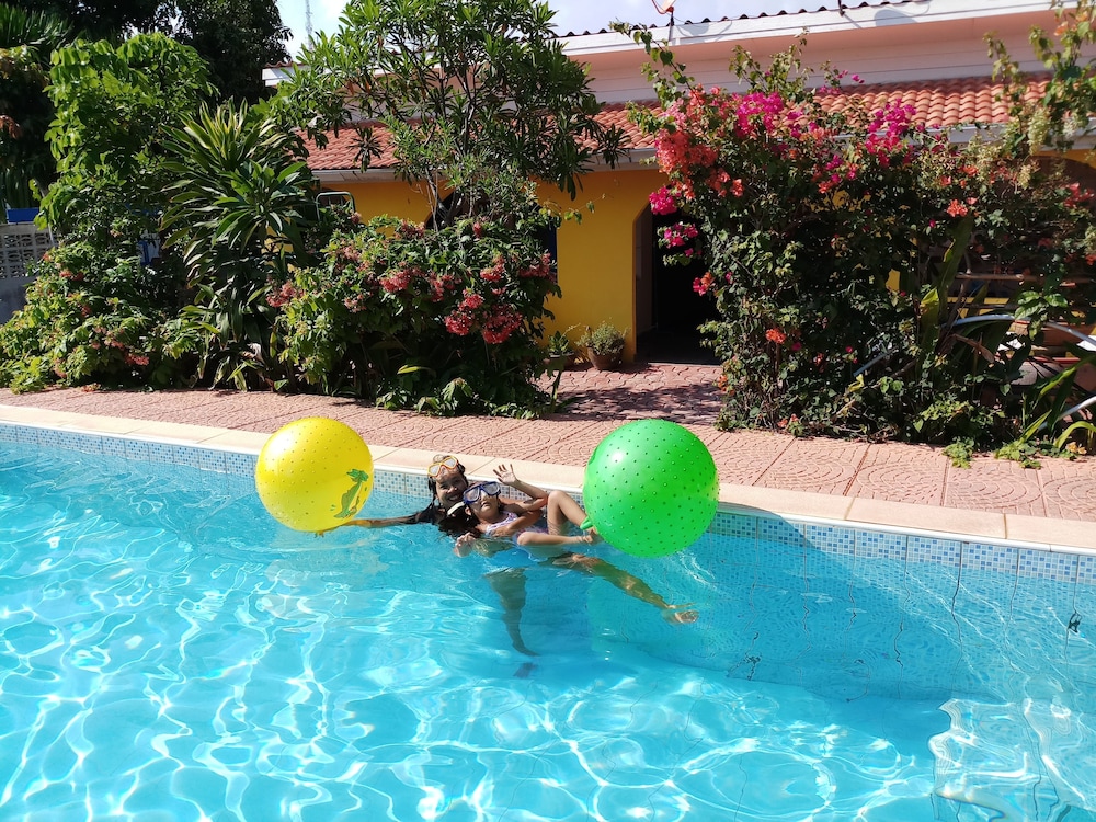 pennys home stay resort