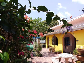 pennys home stay resort
