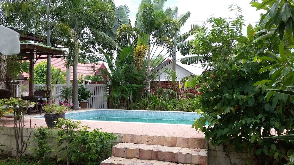 pennys home stay resort