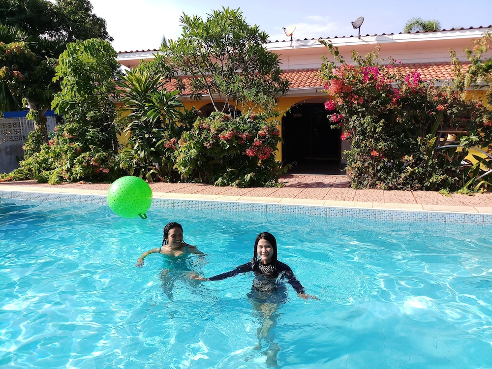 pennys home stay resort