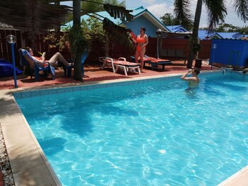 pennys home stay resort