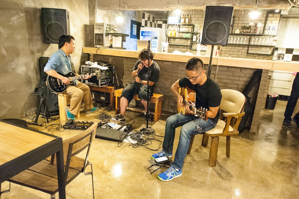 inno hostel and pub lounge hongdae