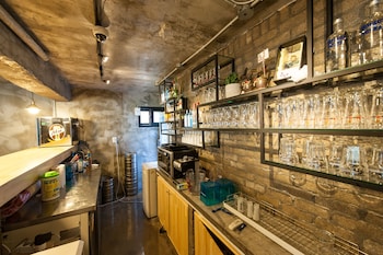 inno hostel and pub lounge hongdae