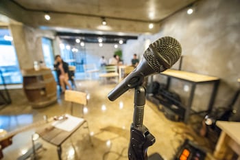 inno hostel and pub lounge hongdae