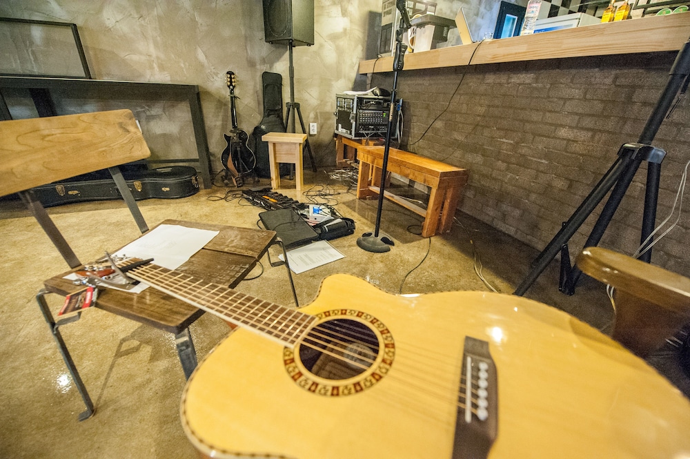 inno hostel and pub lounge hongdae