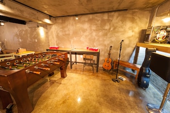 inno hostel and pub lounge hongdae