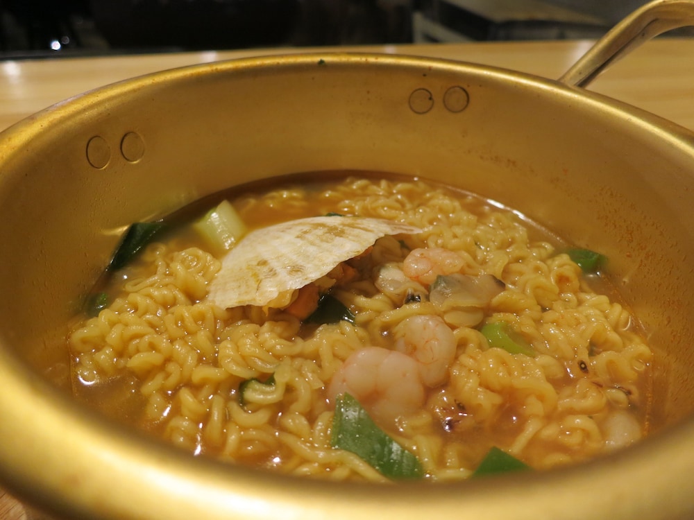 inno hostel and pub lounge hongdae