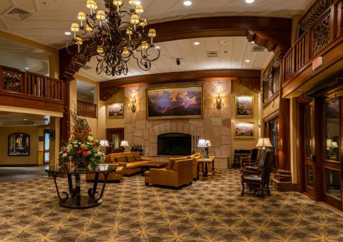 grand canyon railway hotel