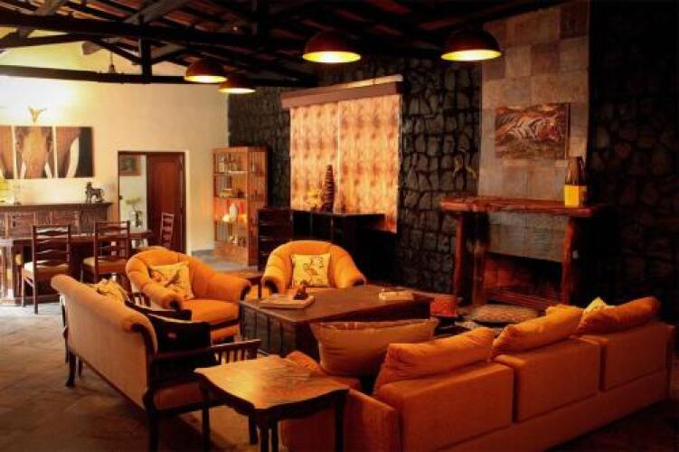 singinawa jungle lodge kanha
