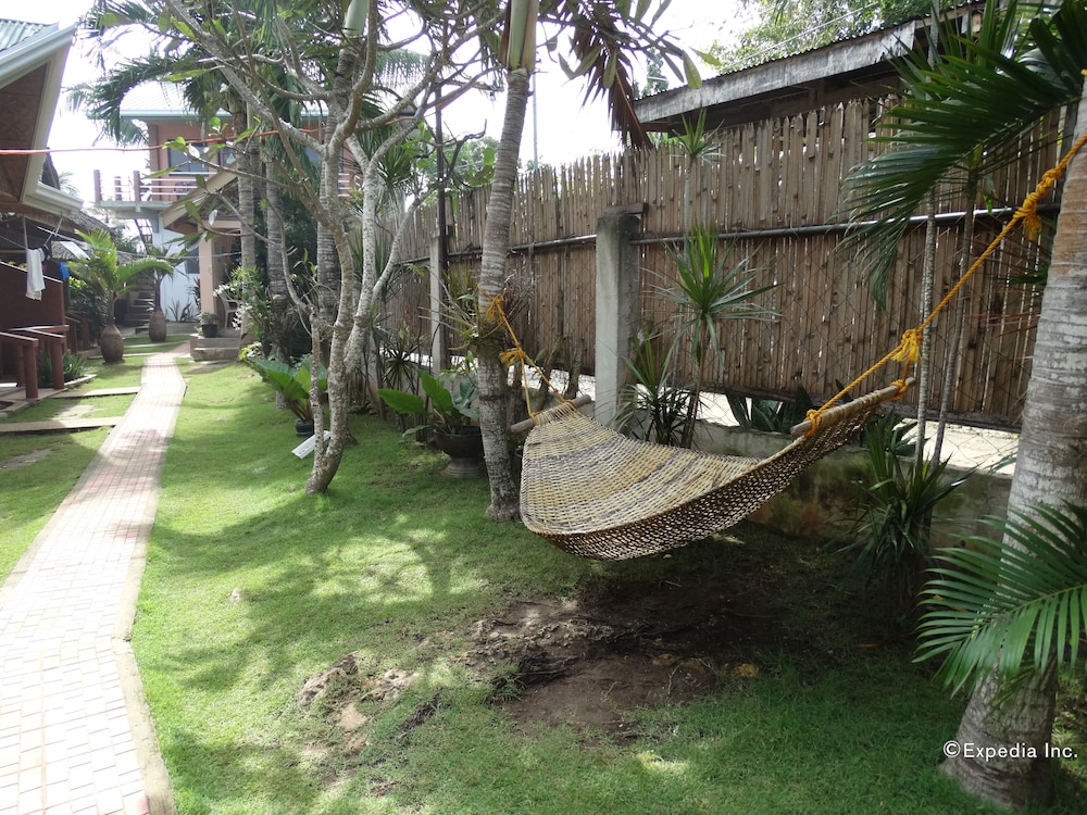 alona grove tourist inn