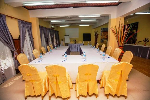 jangwani sea breeze resort
