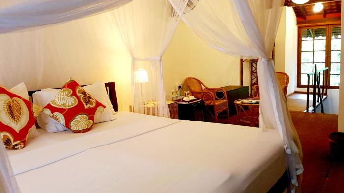 dunes unawatuna hotel