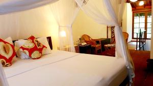 dunes unawatuna hotel