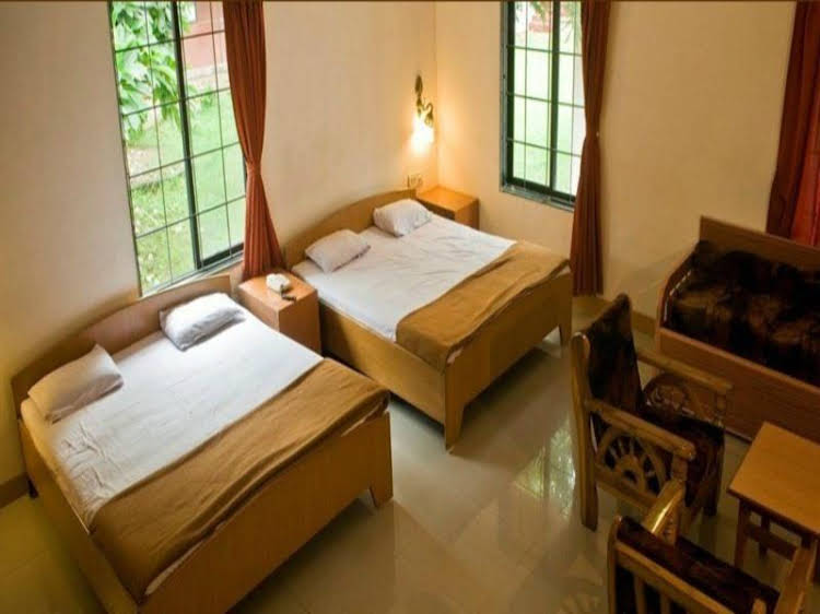 srushti farms resort