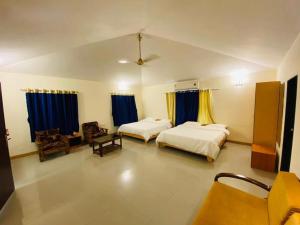 srushti farms resort