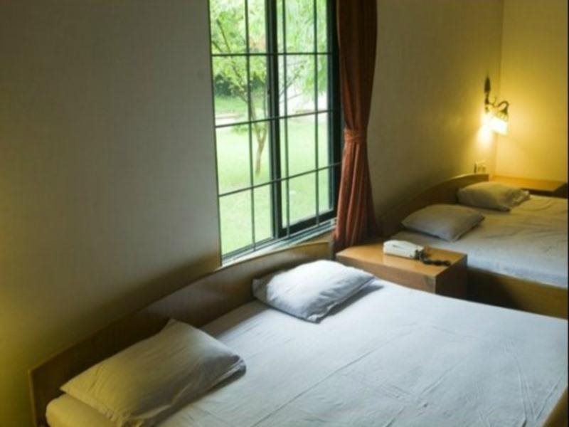 srushti farms resort