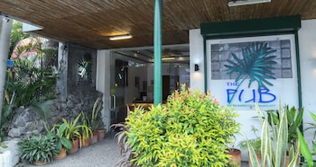 the pub hotel