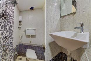 Grand Treat Hotel,Virugambakkam,2 star
