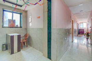 Grand Treat Hotel,Virugambakkam,2 star
