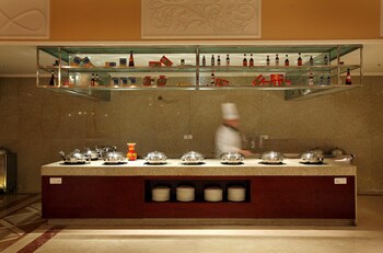 crowne plaza qingdao ocean spring resort an ihg hotel