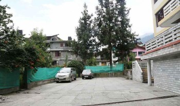 zarim hotel manali