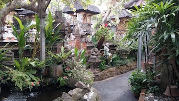 desak putu putra homestay