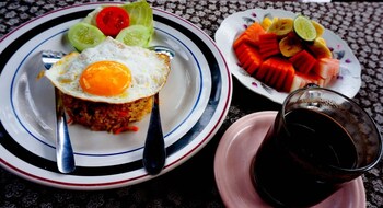 desak putu putra homestay