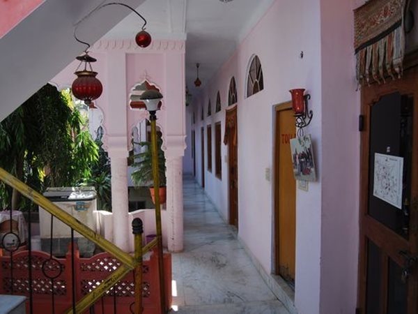 aroma hotel
